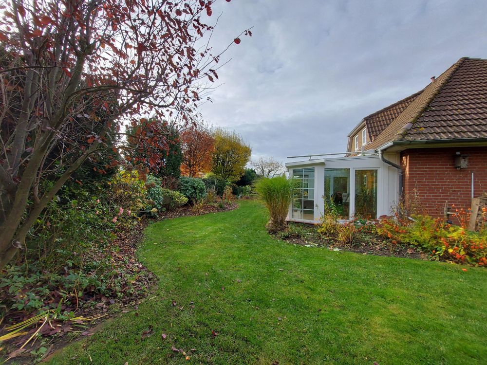 Sehr schönes Einfamilienhaus in der Nähe zum Nord-Ostsee-Kanal mit Wintergarten und Carport