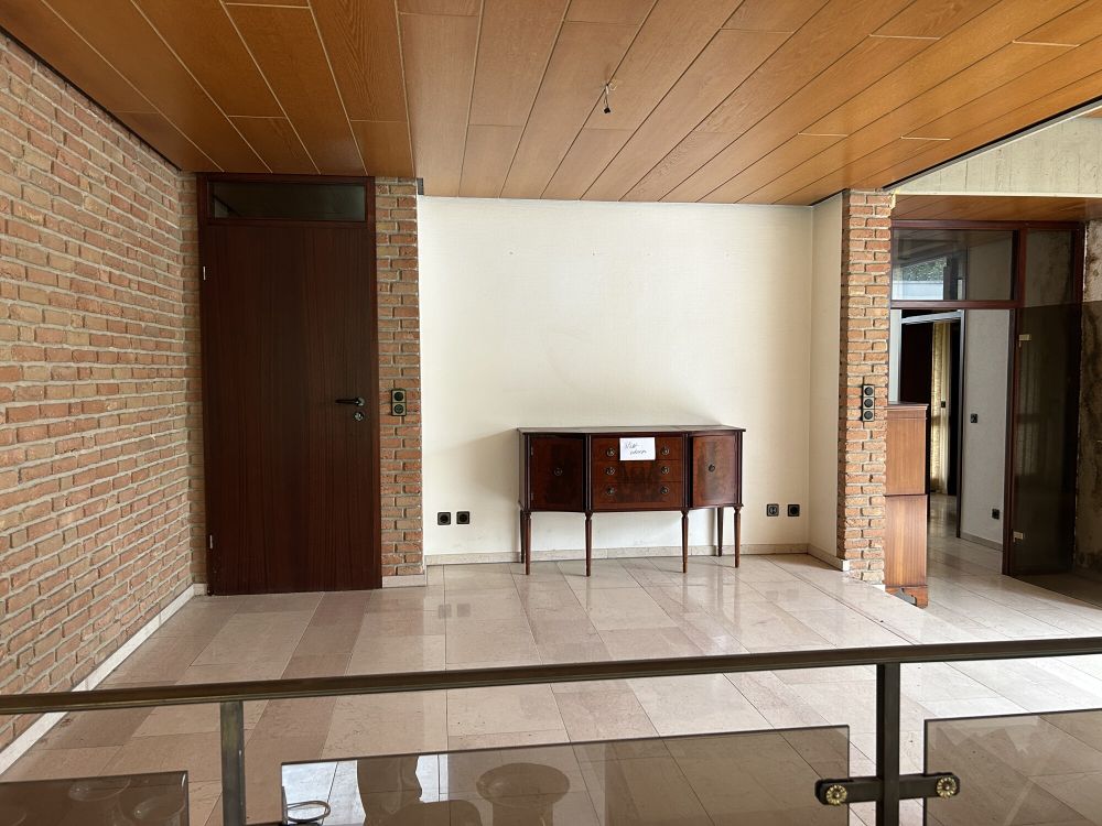 Architektonisches Unikat - Großzügiges Atriumhaus mit offener Bauweise und privaten Garten