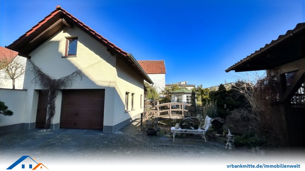 Gepflegtes Einfamilienhaus - auch als Mehrgenerationenhaus geeignet!