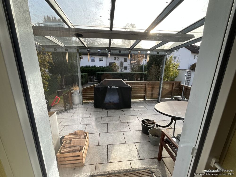 überdachte Terrasse