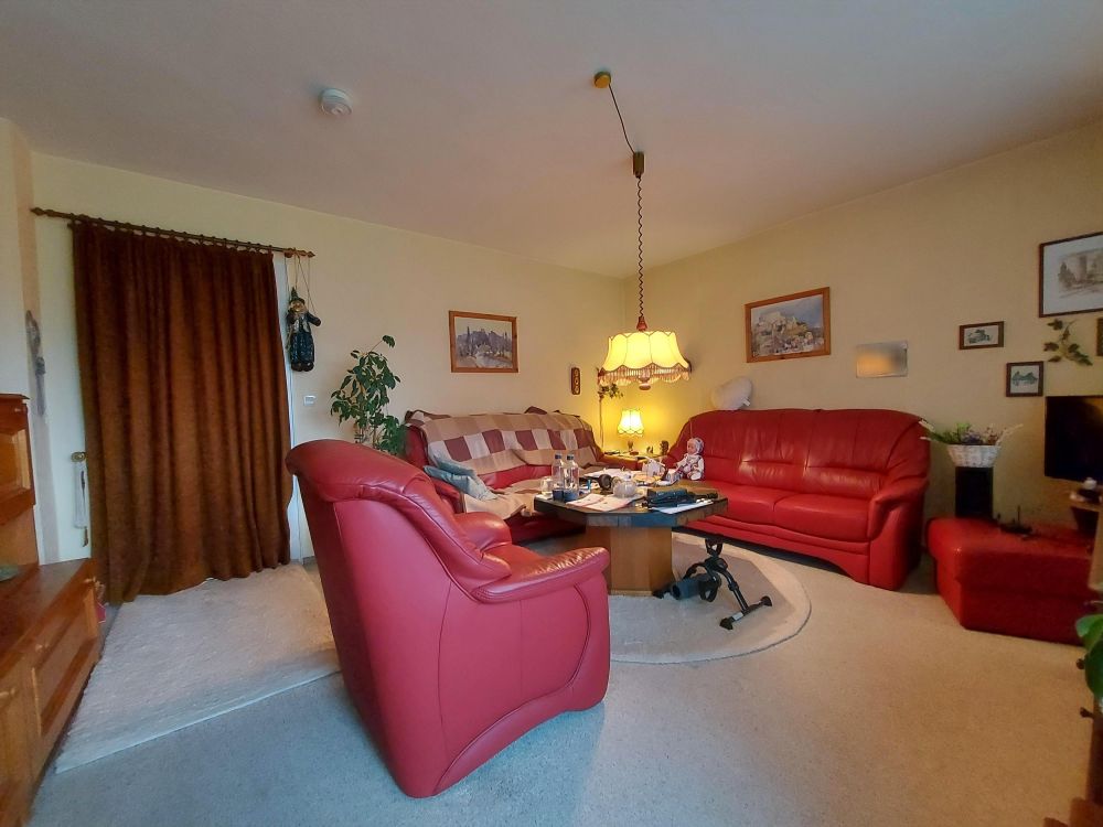 Charmante 3-Zimmer-Eigentumswohnung mit Balkon im Hochparterre in ruhiger Lage