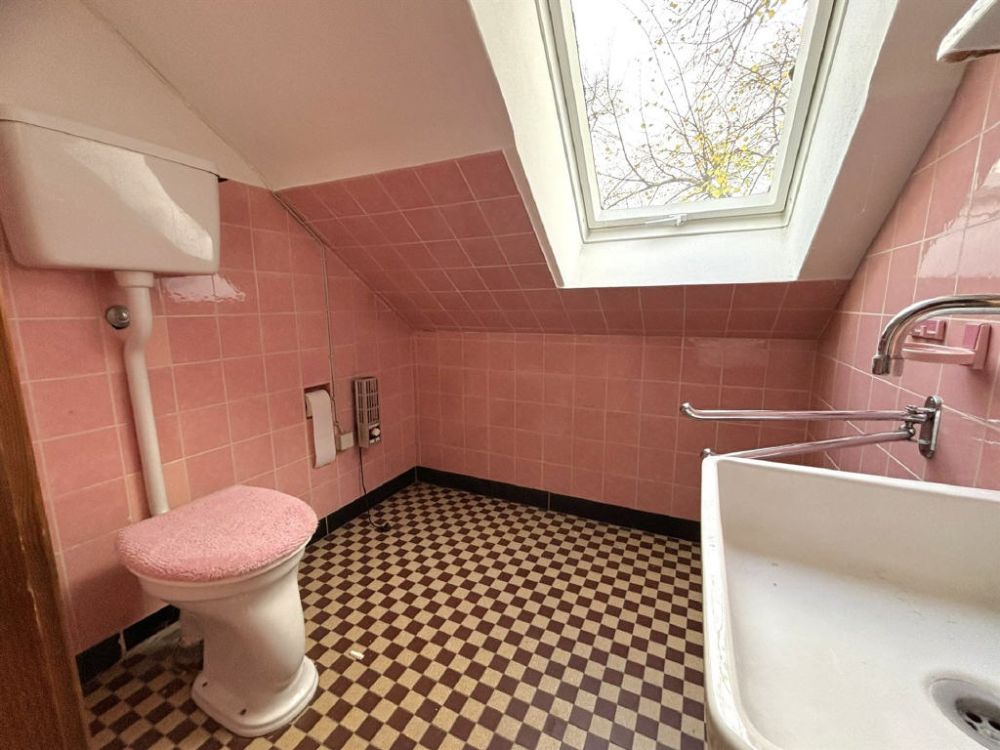 / Familienfreundliches Stadthaus in Hüsten - Viel Platz & Entwicklungspotenzial