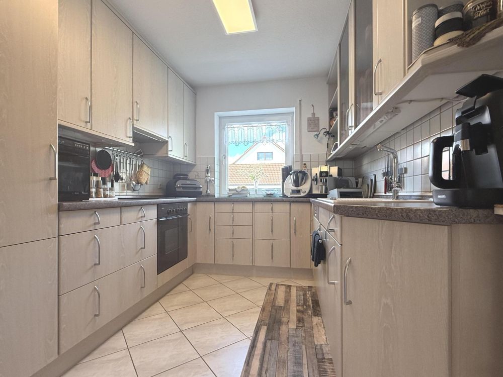 Hochwertig ausgestattetes REH mit viel Platz und traumhaft angelegtem Garten in Königsbrunn