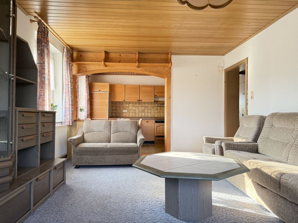 Großzügiges Mehrfamilienhaus in ruhiger Lage in Heinersreuth zu verkaufen!