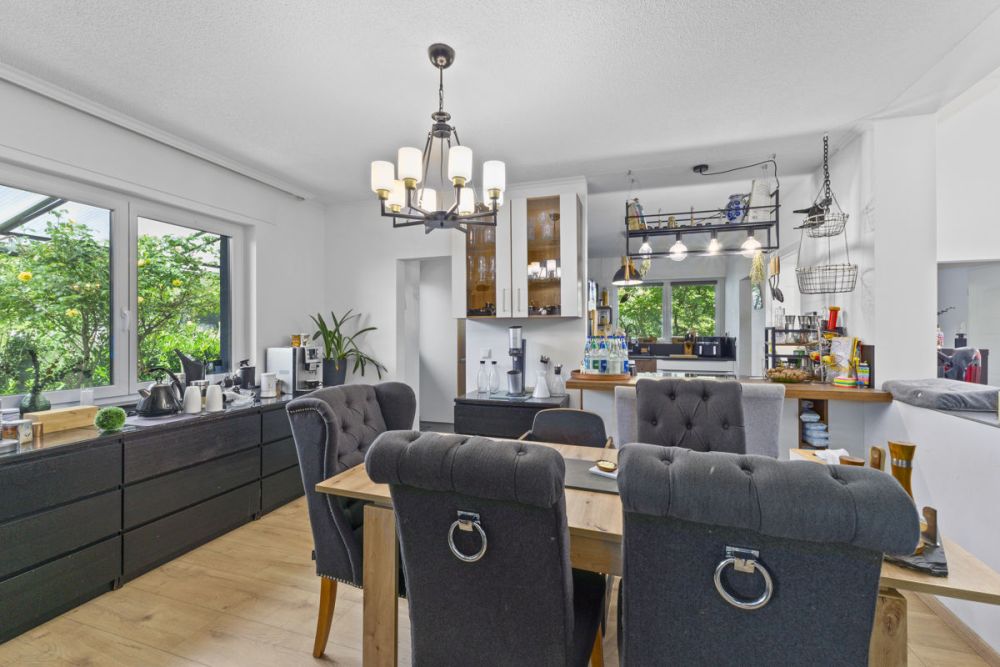 Freistehendes Einfamilienhaus - hochwertig saniert - KFW 85