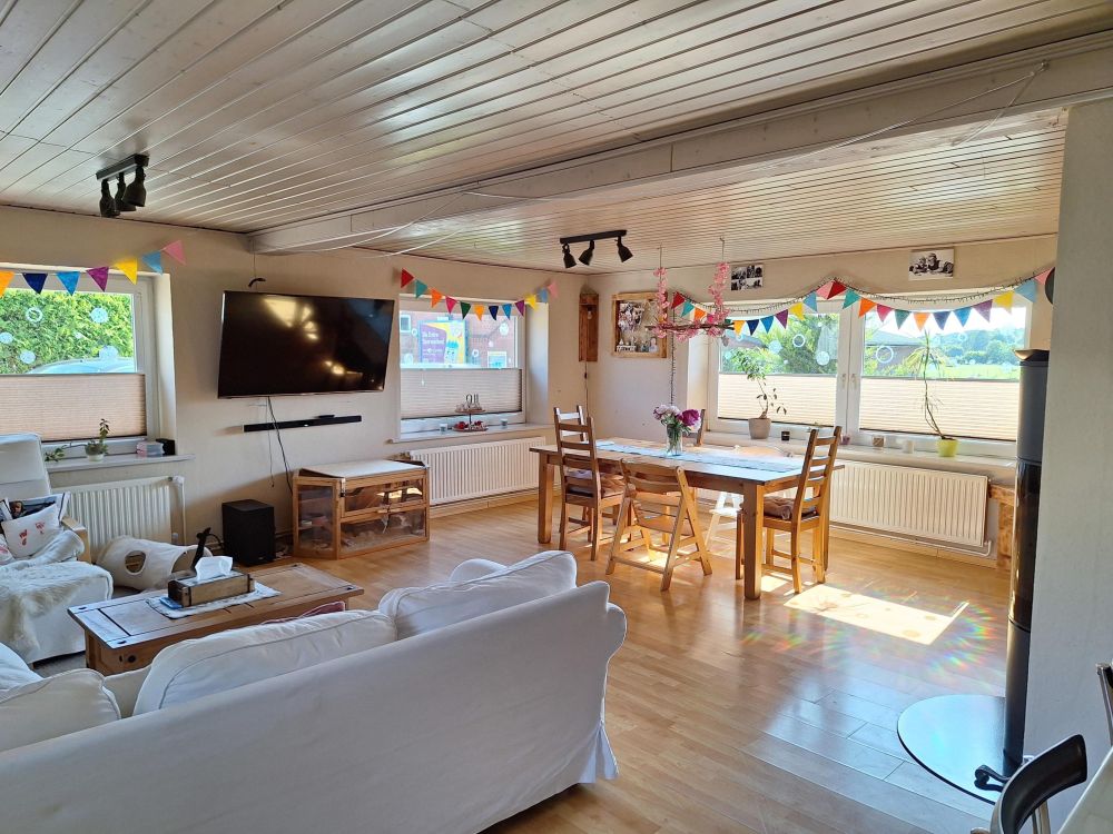 Schmuckes Einfamilienhaus- ein Blickfang in Norderbrarup