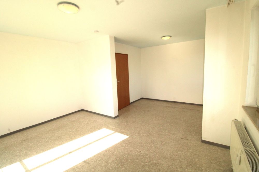 Hier sollten Sie nicht zögern. Traumhafte 3-Zimmer-Wohnung mit großem Balkon in Schwabach