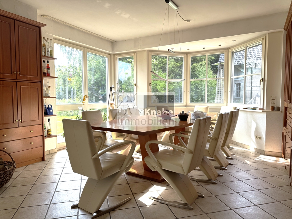 Ein Zuhause, das mehr kann: Wohnen, Arbeiten & Leben in Harmonie!