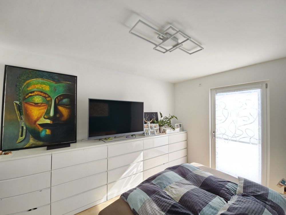 Ersparen Sie sich den Baustress! Neuwertiges modernes Zweifamilienhaus im Neubaugebiet in Waldthurn