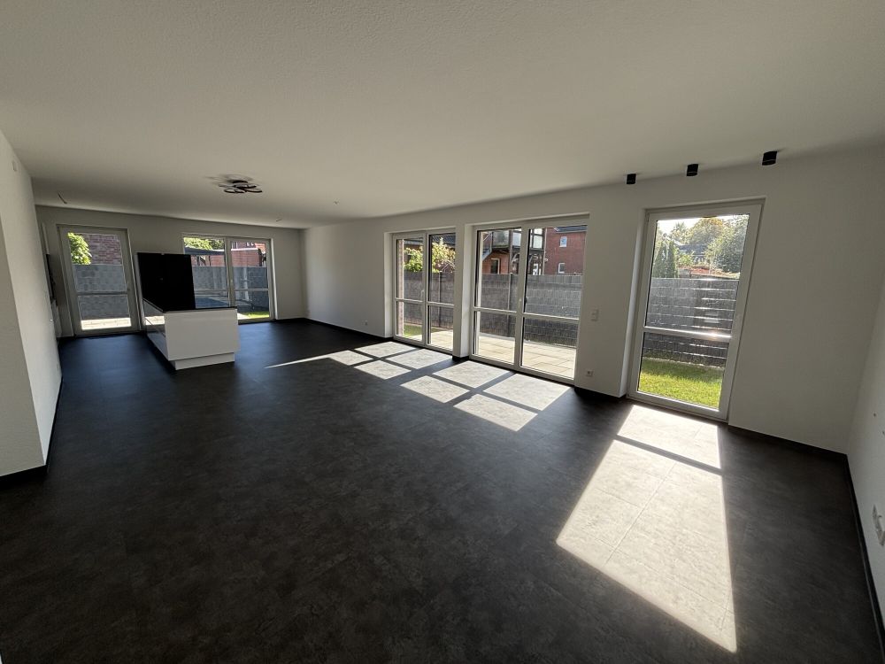 Modern & barrierefrei!
4-Zimmer-Wohnung mit Tiefgarage
im beliebten Stadtteil Rheine-Wietesch! (8)