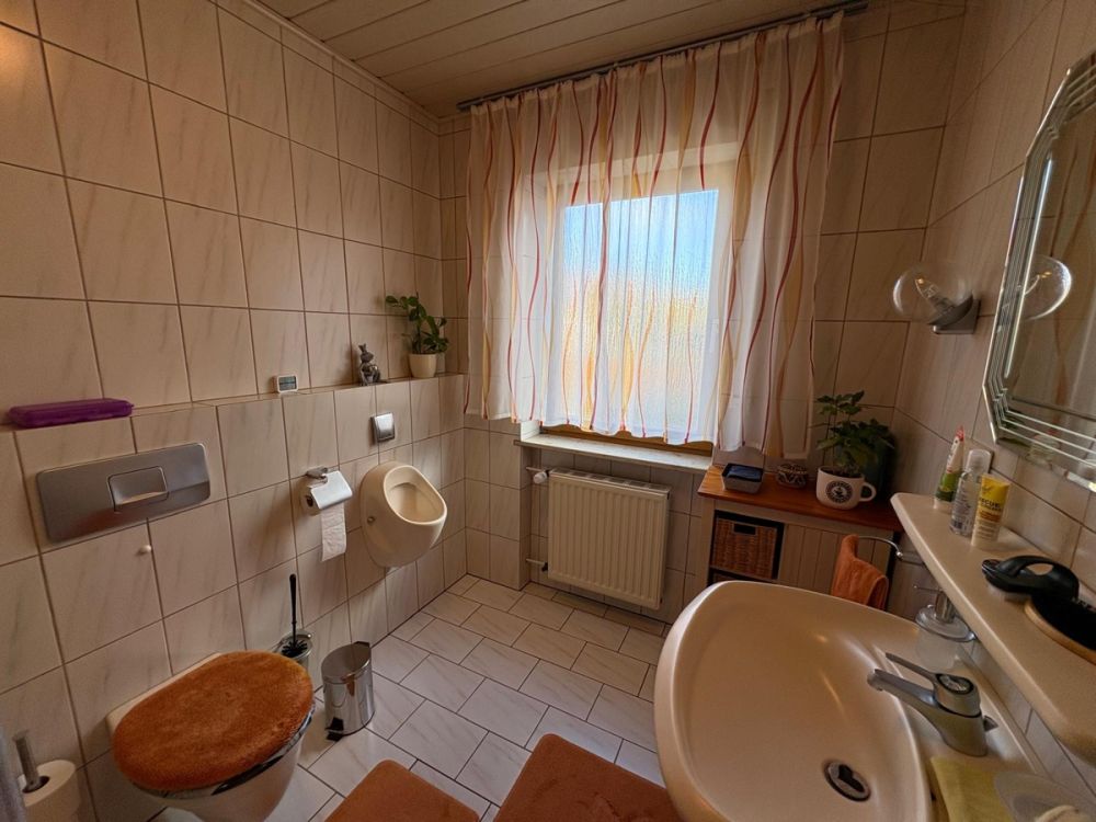 Gut gepflegtes Einfamilienhaus in Ilsenbach/ Püchersreuth zu verkaufen - ideal für Ihre Familie!