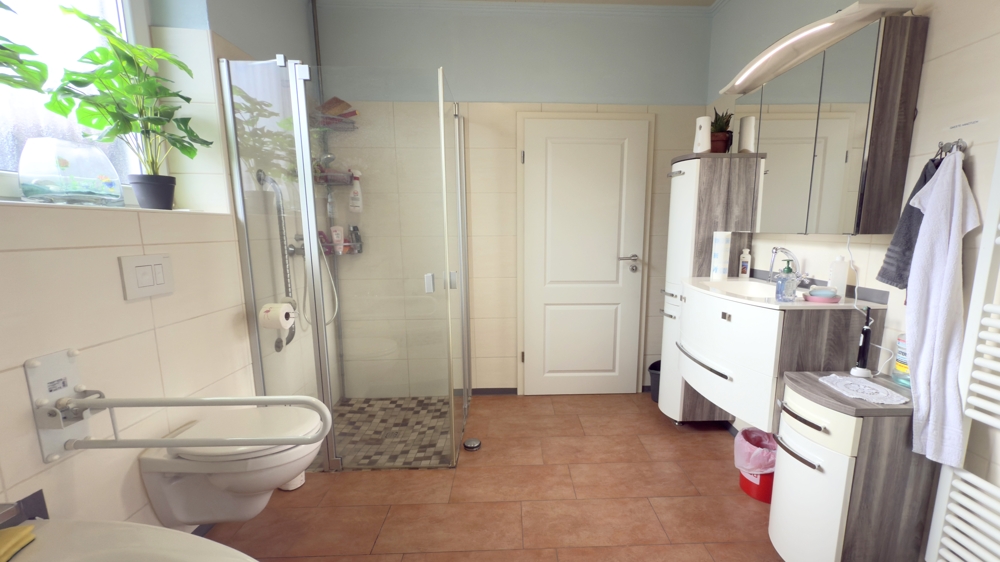 Charmantes MFH in Brake mit 3 Wohneinheiten und großem Garten – solide Kapitalanlage nahe Jadebusen