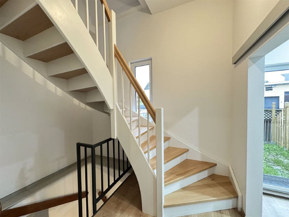 Vollständig Renovierte Doppelhaushälfte in Lingerhahn!