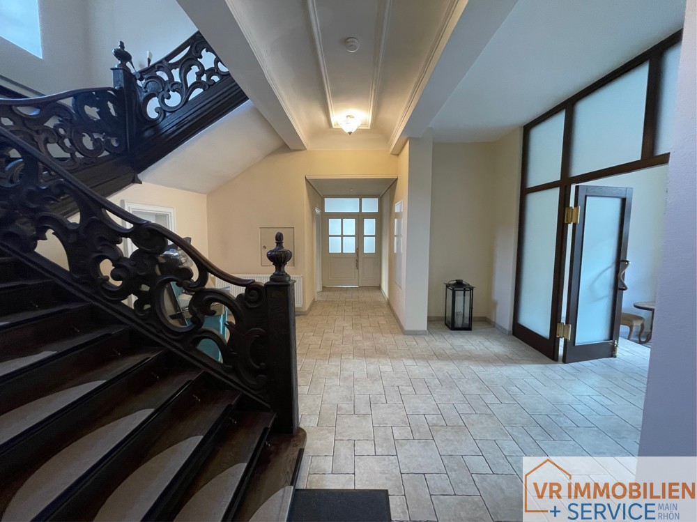 Einzigartige Immobilie mit historischem Flair: Ehemalige Amtskellerei in 97631 Bad Königshofen!