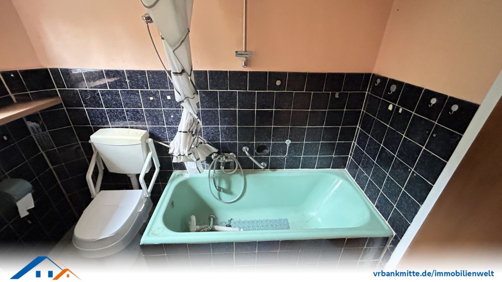 Einfamilienhaus mit schönem Grundstück und Potenzial – ein Projekt für Handwerker