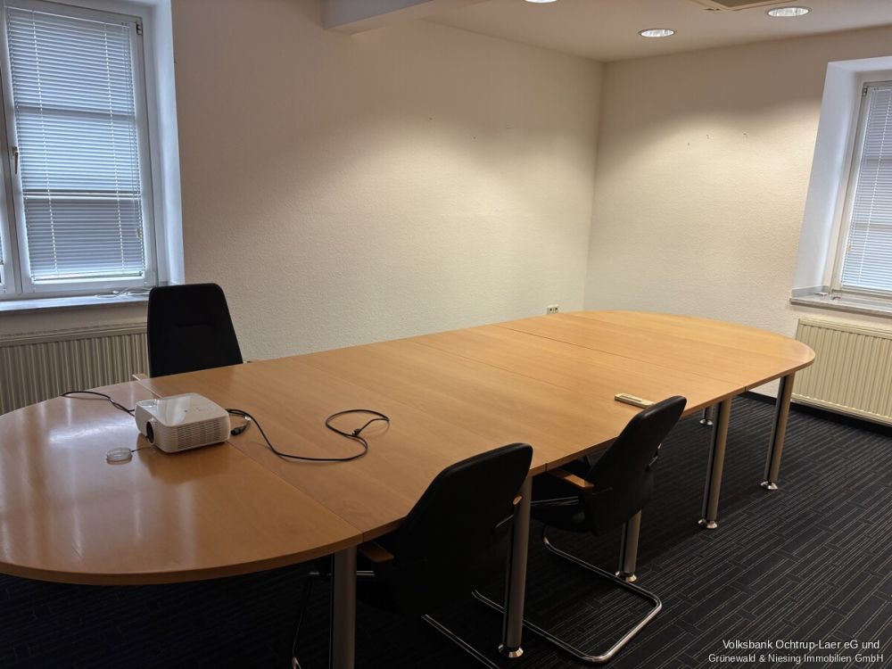 Moderne Bürofläche im Herzen von Laer zu vermieten !