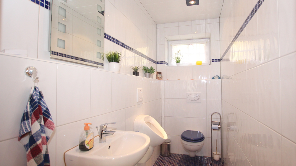 Großzügiges EFH/ZFH mit Doppelgarage in ruhiger und zentrumsnaher Sackgassenlage von OL-Osternburg