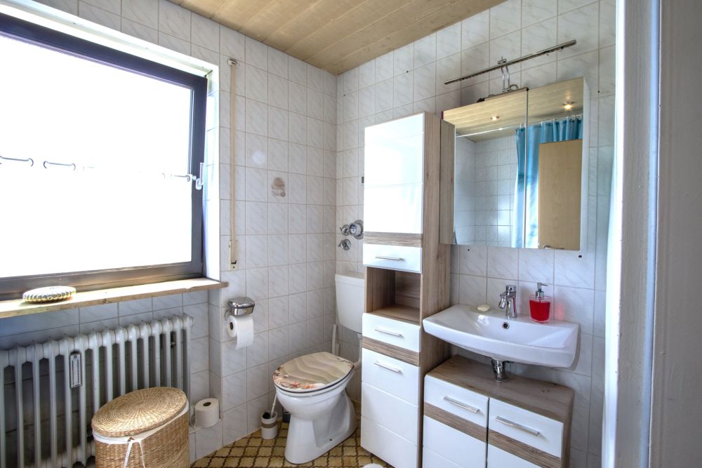 SOFORT BEZIEHBAR: 
Hier wartet Ihr neues Zuhause mit Weitblick und Garage