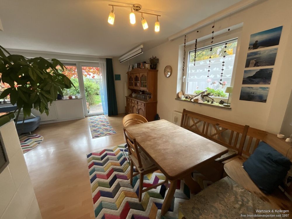 Gemütliches Reiheneckhaus 
mit schönem Grundstück 
für die ganze Familie 
in guter Wohnlage