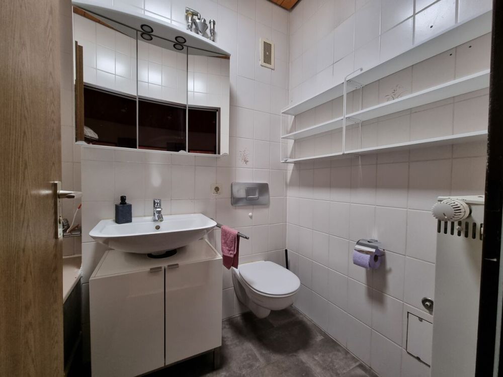 2-Zimmer-ETW mit Dachterrasse in Liederbach!