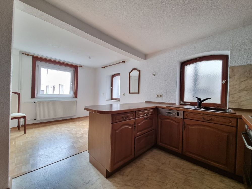 Einfamilienhaus mit Einliegerwohnung, vielseitig Nutzbar!