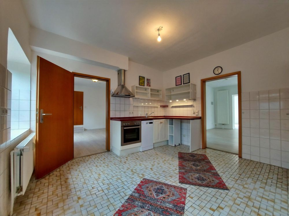 Familienfreundliche Doppelhaushälfte mit zusätzlichem Mieteinnahme-Potenzial