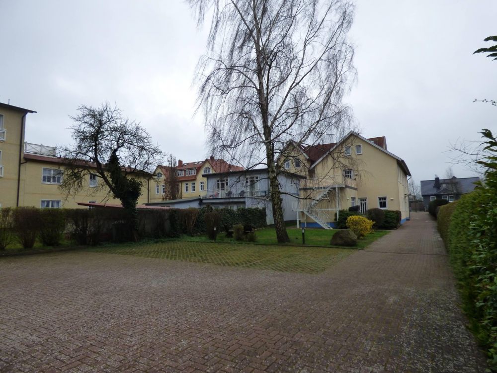 Dauerwohnen und Ferienvermietung möglich / genehmigt