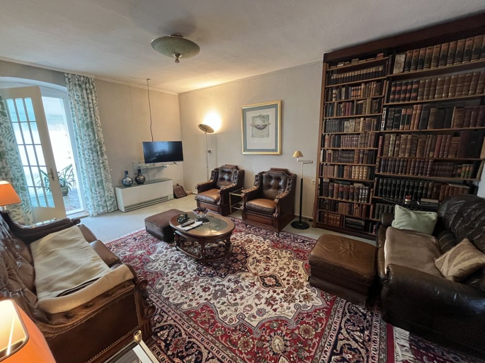 Charmantes Wohn- und Geschäftshaus im Ortskern Luhe! - Vielseitig nutzbar und ab sofort verfügbar!