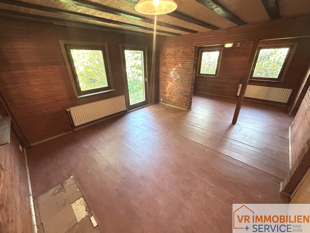 Ein Haus seiner Zeit voraus! – Einfamilienhaus in Blockbauweise in 97647 Nordheim v.d. Rhön!