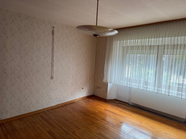 Großzügiges Wohnhaus mit Ausbaureserve