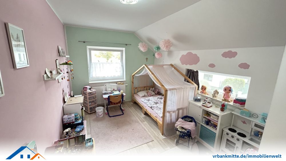 Neuwertiges Einfamilienhaus mit einladender Veranda erwartet Sie als neuen Besitzer!