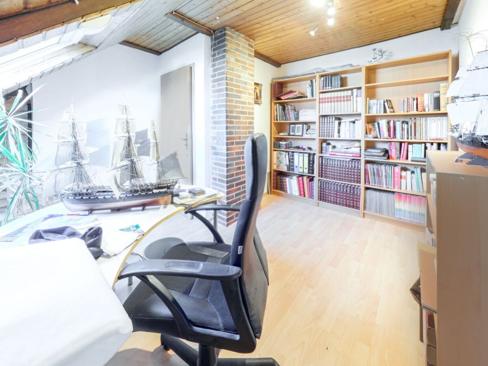 Hier wohnen Sie mit Ihrer Familie ruhig und idyllisch und sind Ruck-zuck in der Stadt! (9)