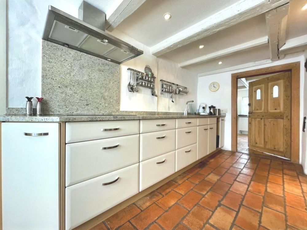 Seltene Gelegenheit - stilvoll saniertes Bauernhaus mitten im Ostallgäu