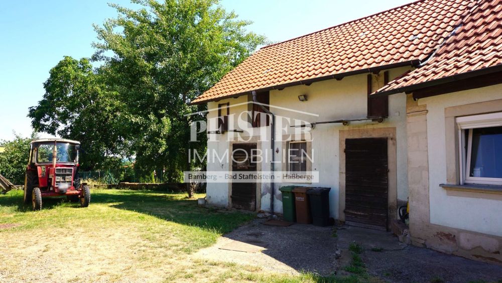 Denkmalgeschütztes Bauernhaus mit Nebengebäude und kleinem Garten in Sassendorf