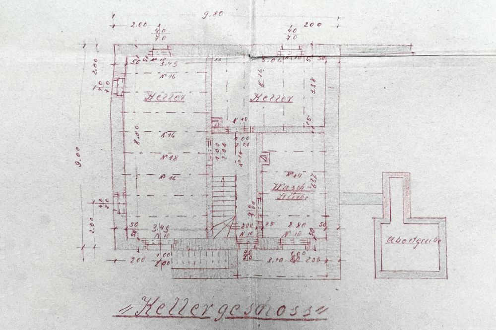 Großzügiges Wohnhaus in naturnaher Lage - ein Rohdiamant für kreative Gestalter