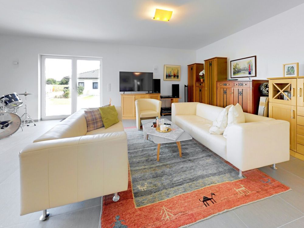 Sofort einziehen und wohlfühlen - Neuwertiges Einfamilienhaus in der Schloßstadt Schillingsfürst!