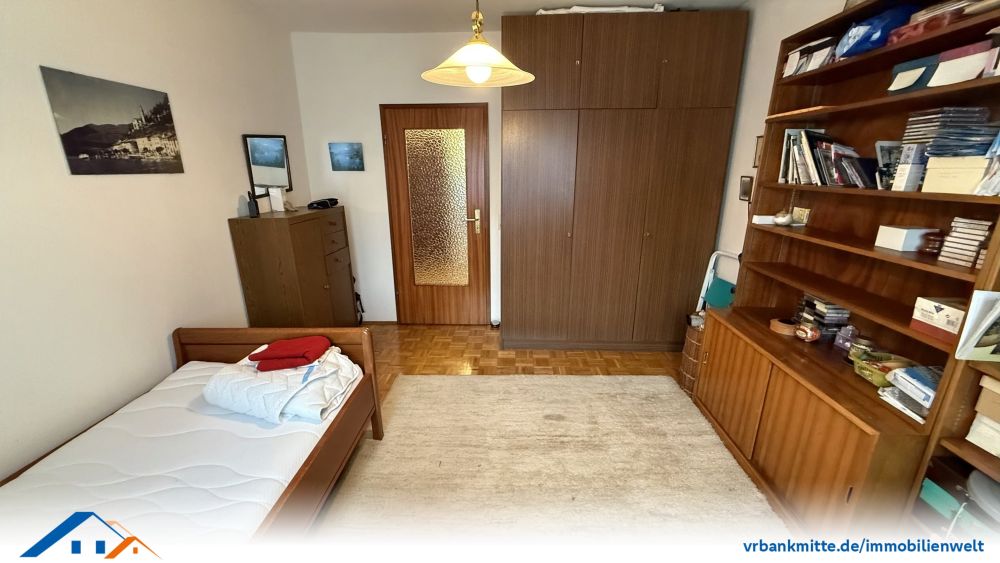 Zweifamilienhaus in zentraler Lage