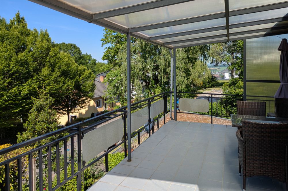 Ein Haus? Eine Wohnung? Eigentlich beides! Große ETW mit Garten in ruhiger, sonniger Süd-West-Lage!