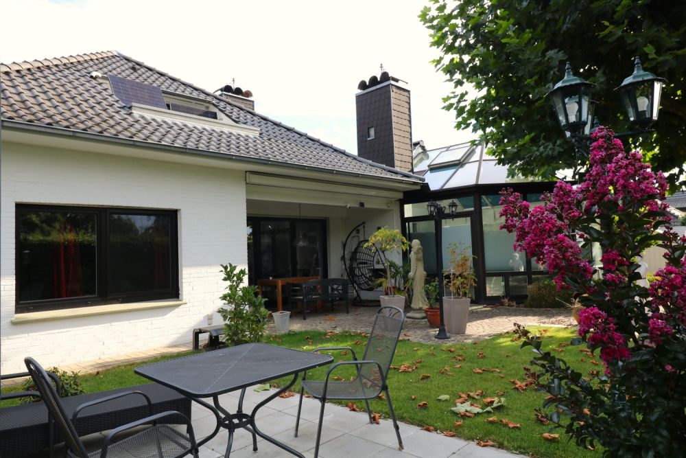 Provisionsfrei für den Käufer: Luxuriöses Einfamilienhaus in bester Lage von Damme - Nähe Bergsee!