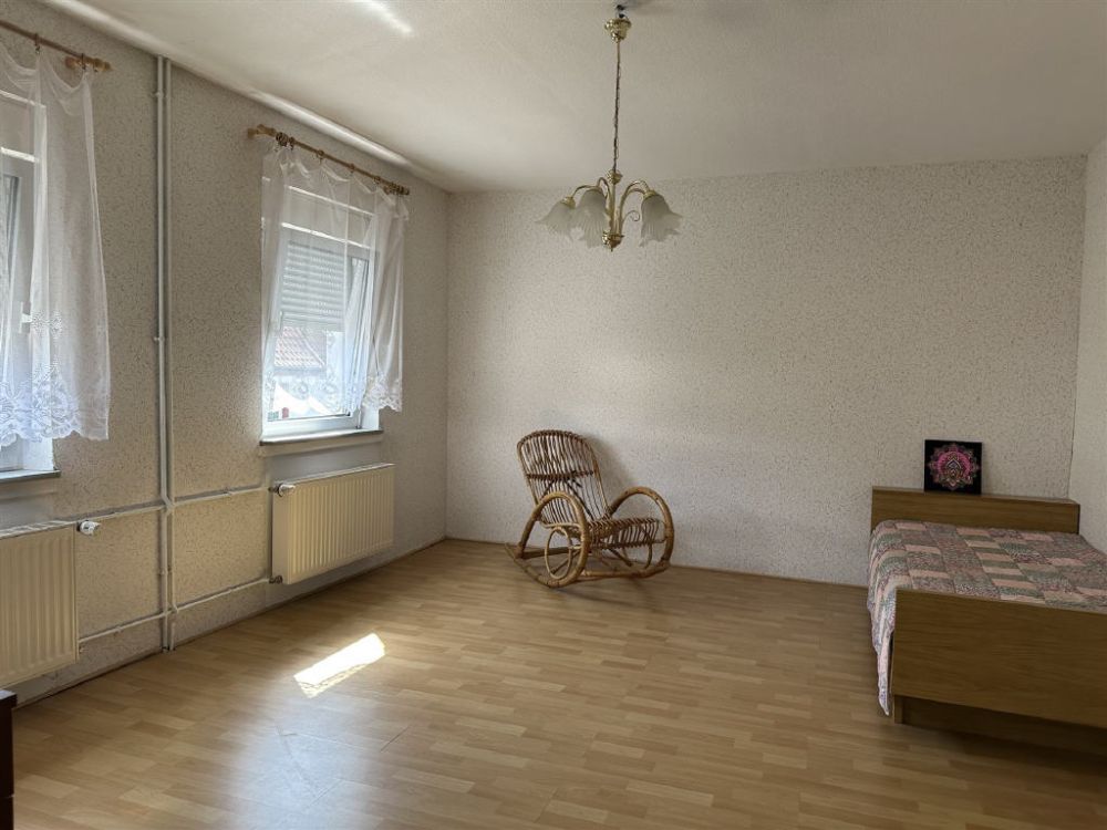 Sanierungsbedürftiges Einfamilienhaus mit Potenzial - Nähe Ortskern