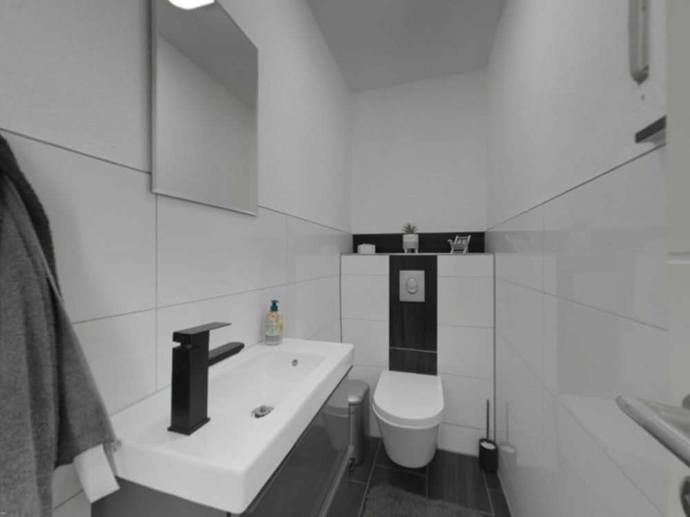 Jung, modern, familienfreundlich - Neuwertiges Einfamilienhaus in Wörnitz!