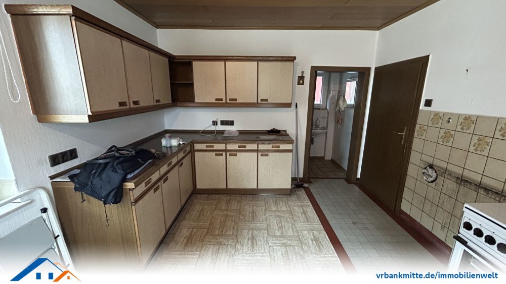 Charmantes Wohnhaus mit großzügigem Grundstück und vielseitiger Scheune