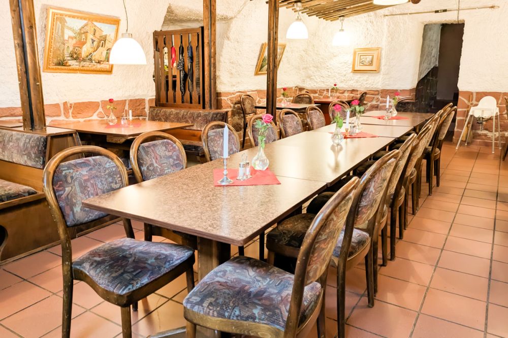 Objekt mit renommierten Gaststätten und viel Potential im Zentrum von Michelstadt!