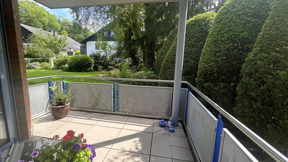 Exklusive 3-Zimmer-Wohnung mit 2 Balkonen und TG-Stellplatz in unmittelbarer Nähe zum Zw'ahner Meer