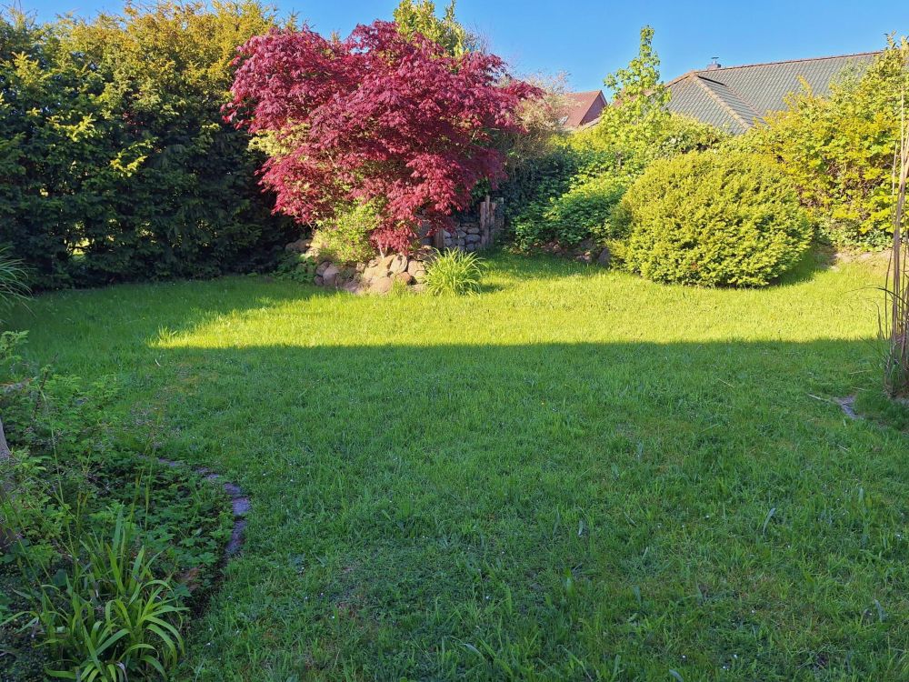 Großer Bungalow auf Erbbaugrundstück in attraktiver Lage