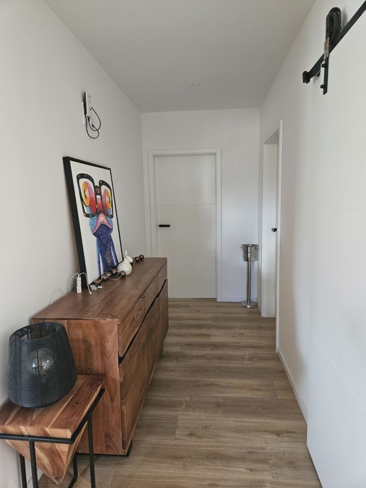 Ersparen Sie sich den Baustress! Neuwertiges modernes Zweifamilienhaus im Neubaugebiet in Waldthurn