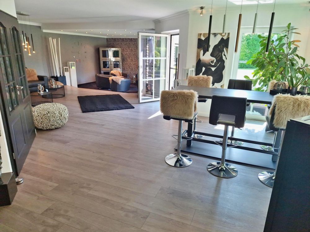 Wohn-und Esszimmer