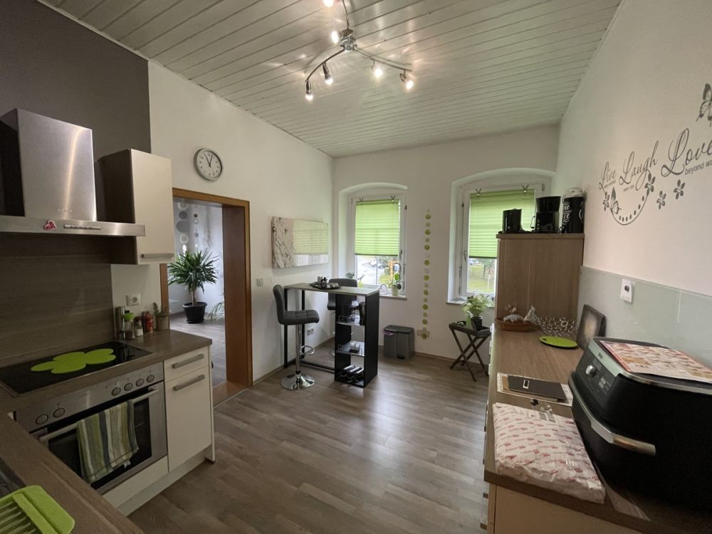 Ein teilvermietetes Zweifamilienhaus in guter Lage in Pleystein!