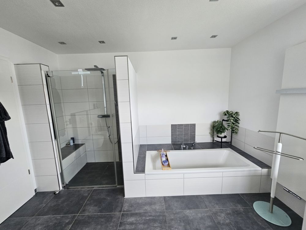 Erfüllen Sie sich Ihren Immobilientraum - Einfamilienhaus mit Einliegerwohnung in Weiden