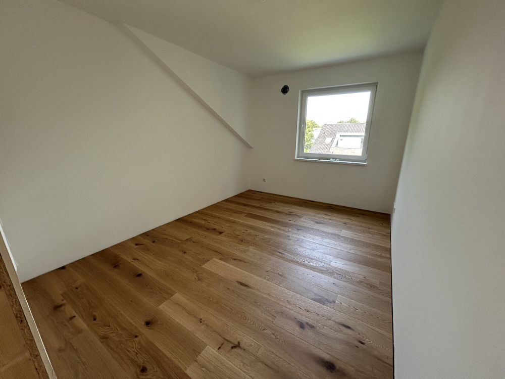 Modernes Wohnen im Uni-Viertel – Penthouse mit Stil und Komfort (9)